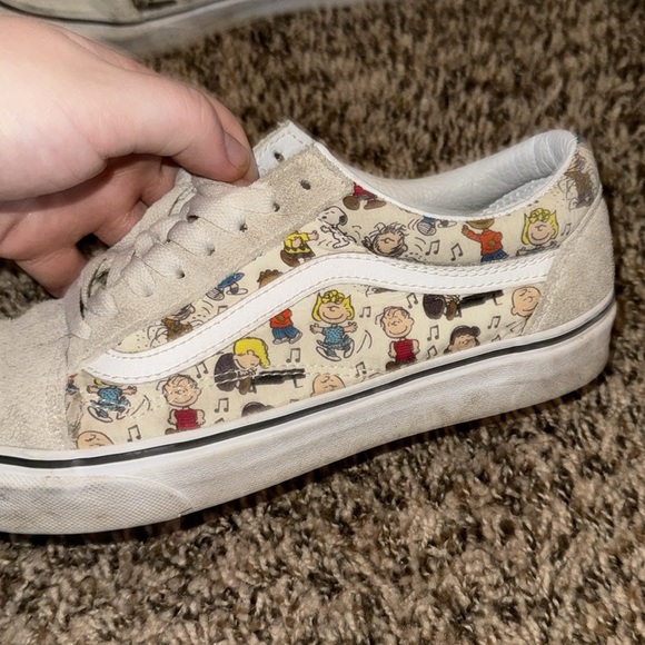Limited edition Peanuts Vans - Picture 2 of 5
